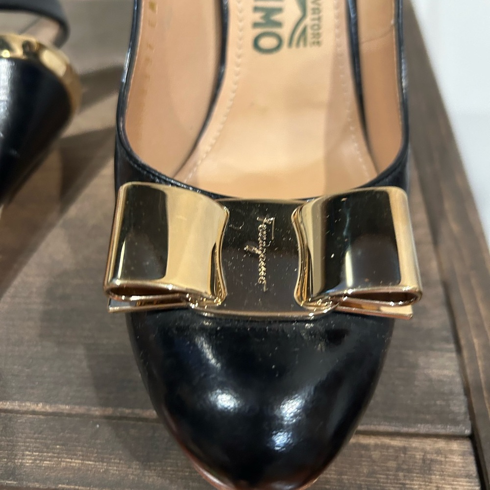 Salvatore Ferragamo Black and Gold Patent Leather Heels - Picture 2 of 6